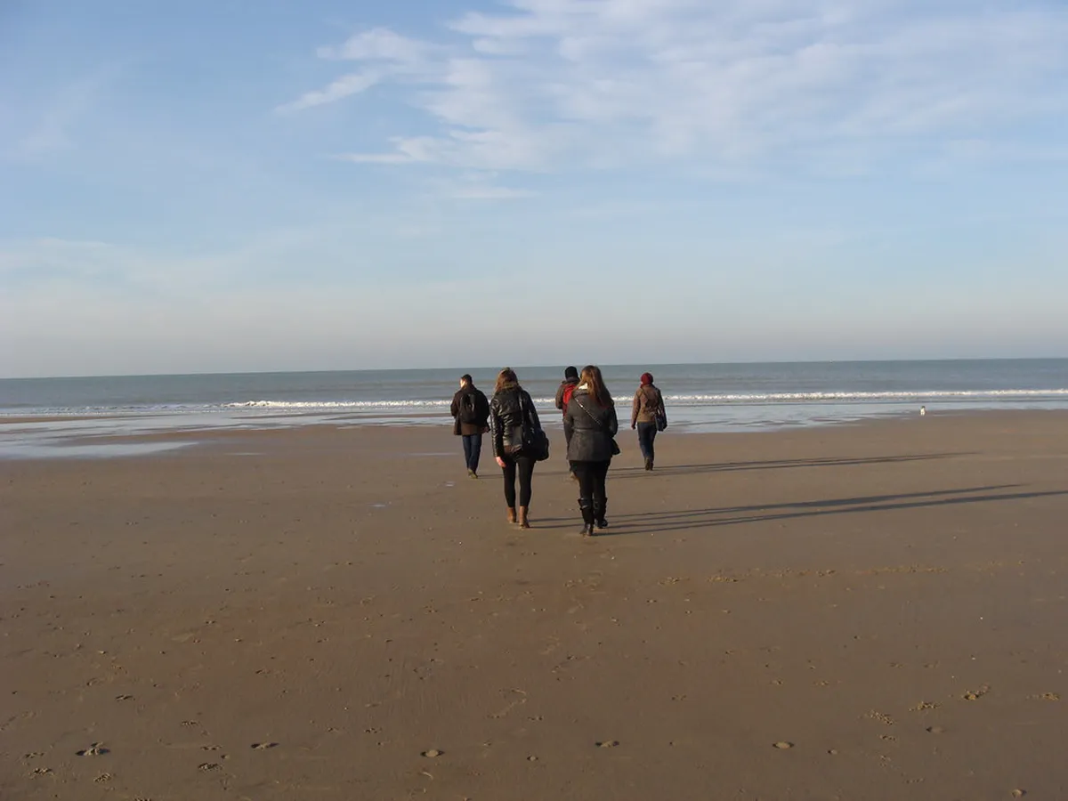 Ostend Beach Sightseeing: Your Coastal Guide for 2025