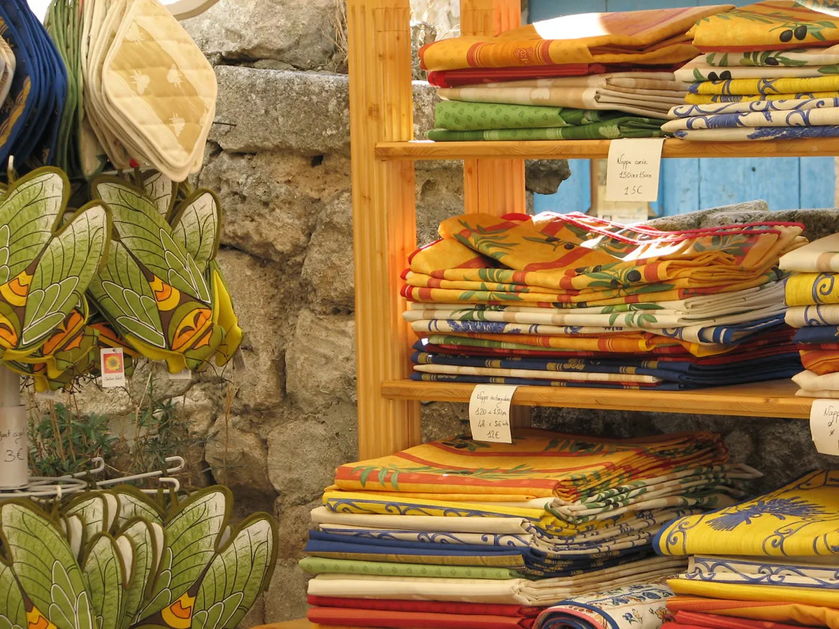 Best Day Trips from Arles in 2025: Explore Provence