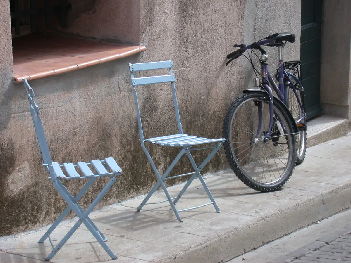 Getting Around St-Tropez: Your 2025 Transport Guide