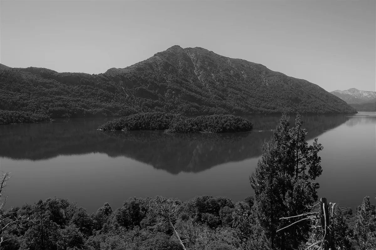 Explore Valley Beautiful Woman Eger: Wine & Culture in 2025