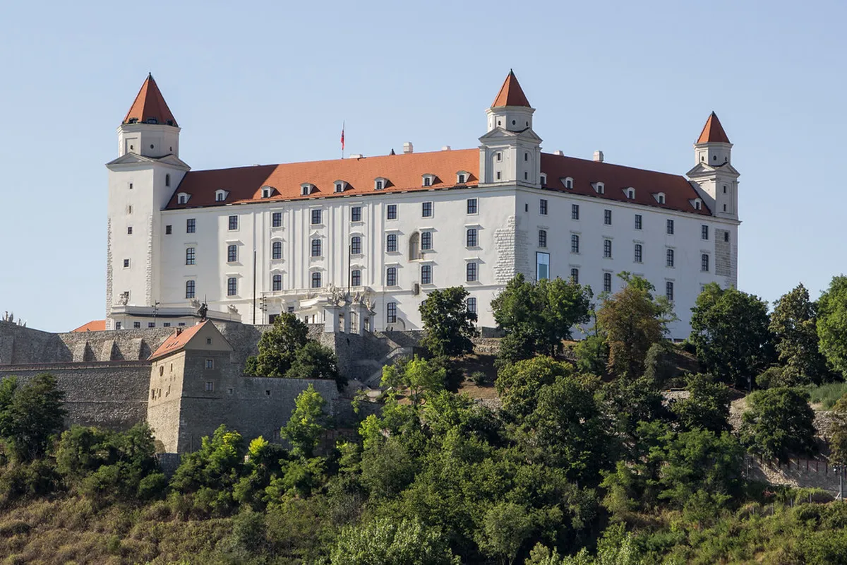 Bratislava Castle Tour Tips: Your Ultimate 2025 Guide
