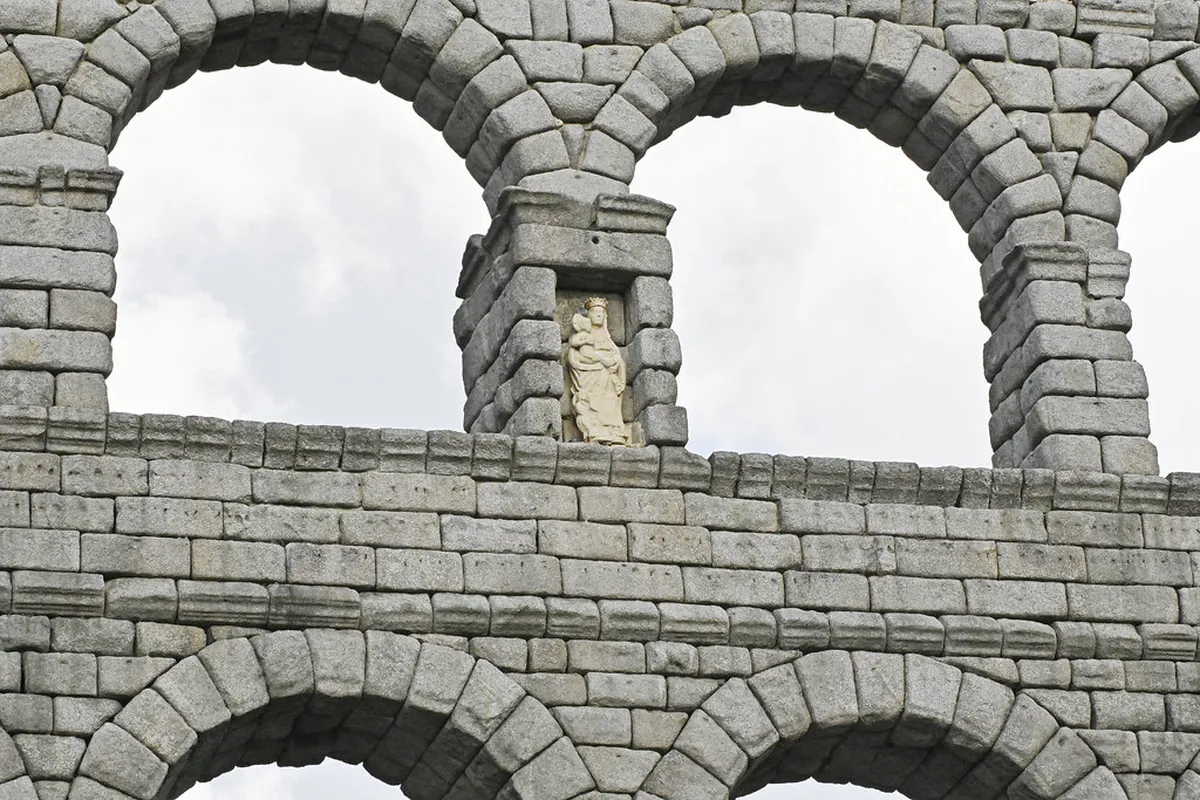 Ávila Public Transport Guide 2025: Navigate the City