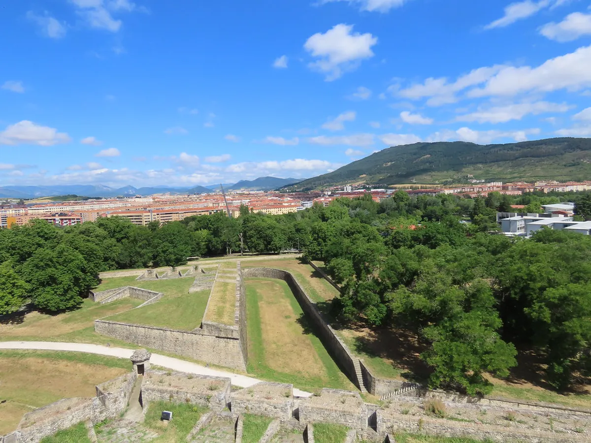 Discover Pamplona's Best Viewpoints for 2025