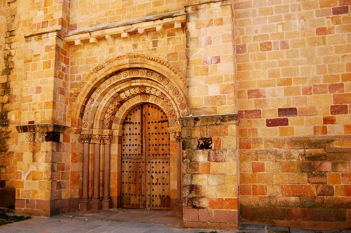 Ávila Tourist Info Center: Your 2025 Travel Guide