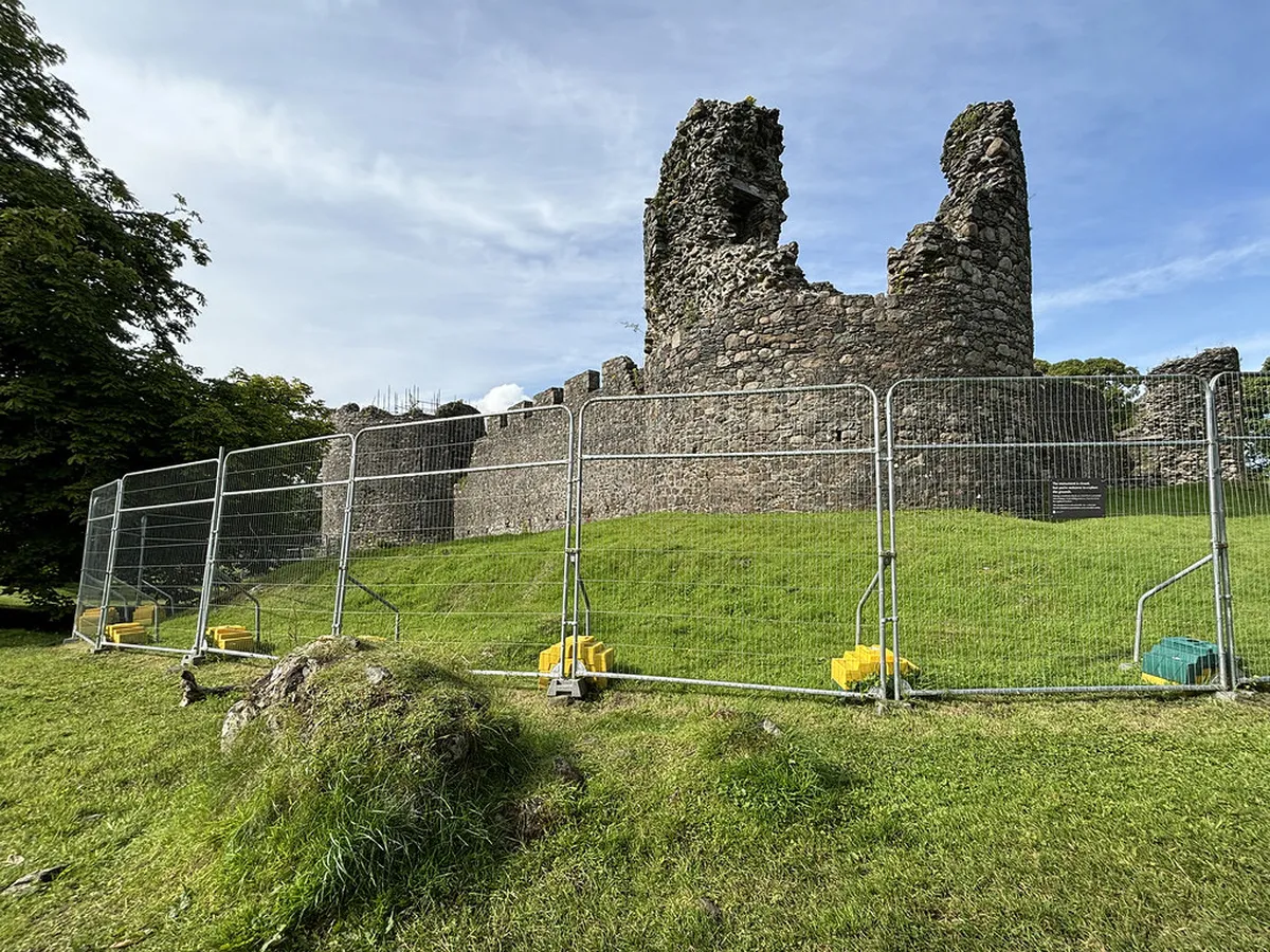 Explore Fort William Castle Ruins: A 2025 Guide
